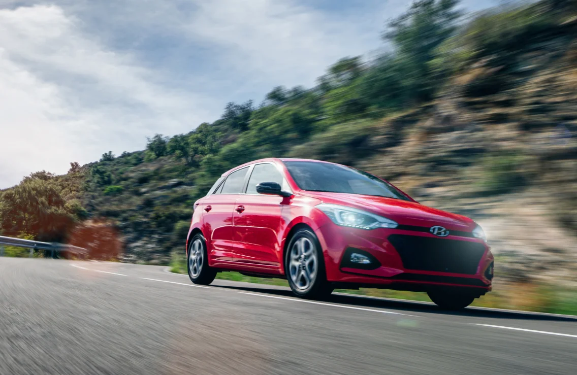 véhicules automobiles de pret à Valdelaume dans les Deux-Sèvres 79