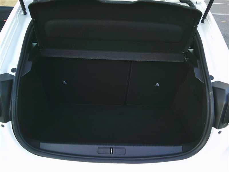 Peugeot 208 II 1.5 BlueHDi 100 S&S ACTIVE BUSINESS