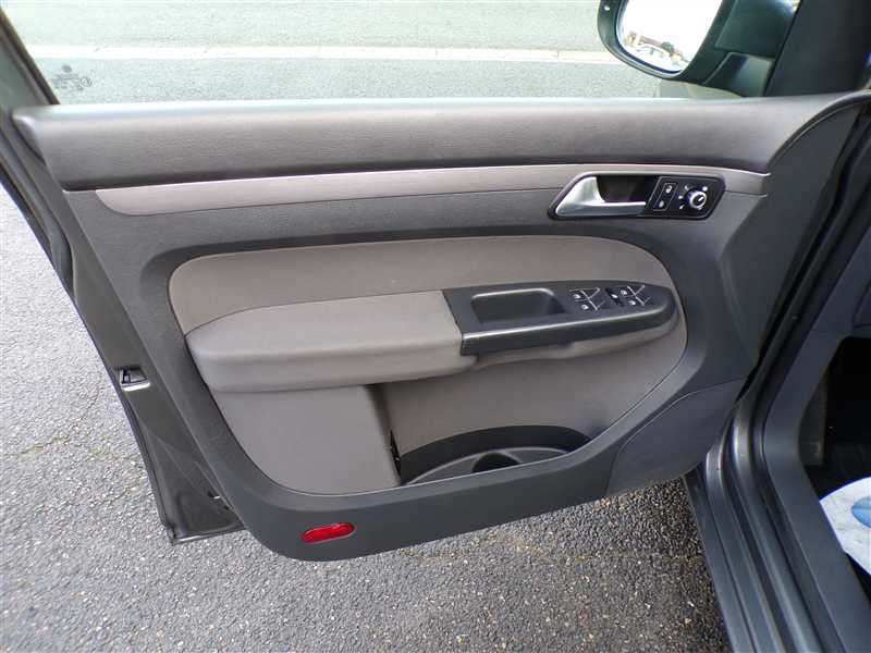 Volkswagen Touran II 1.6 Tdi 105 FAP DESIGN EDITION