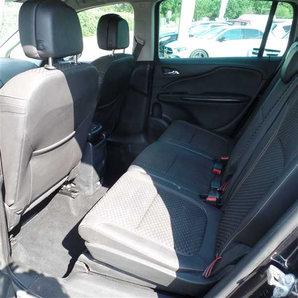 Opel Zafira Tourer C 1.6 CDTI 136 ECOFLEX COSMO