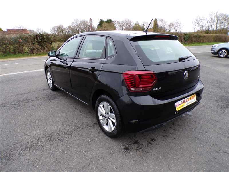 Volkswagen Polo VI 1.0 MPI 80 LOUNGE