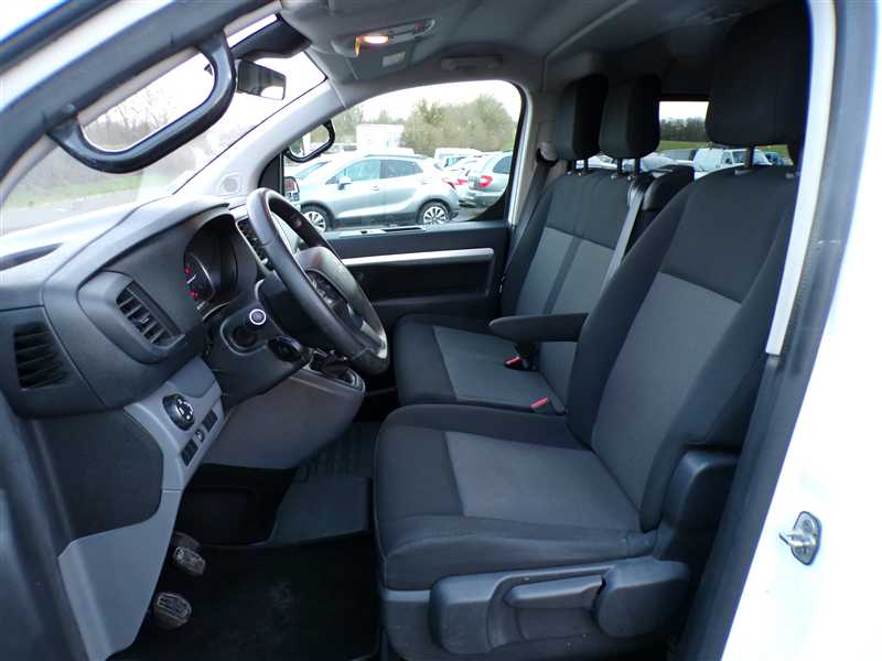 Citro&euml;n Jumpy IV 2.0 BlueHDi 120 CLUB CAB APPRO XL