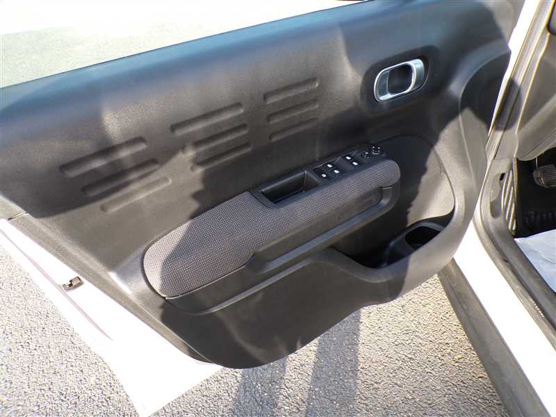 Citro&euml;n C3 Aircross 1.5 BLUE HDI S&S SHINE