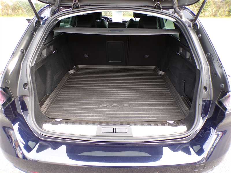 Peugeot 508 II SW 1.5 BlueHDi130 S&S ALLURE PACK EAT8