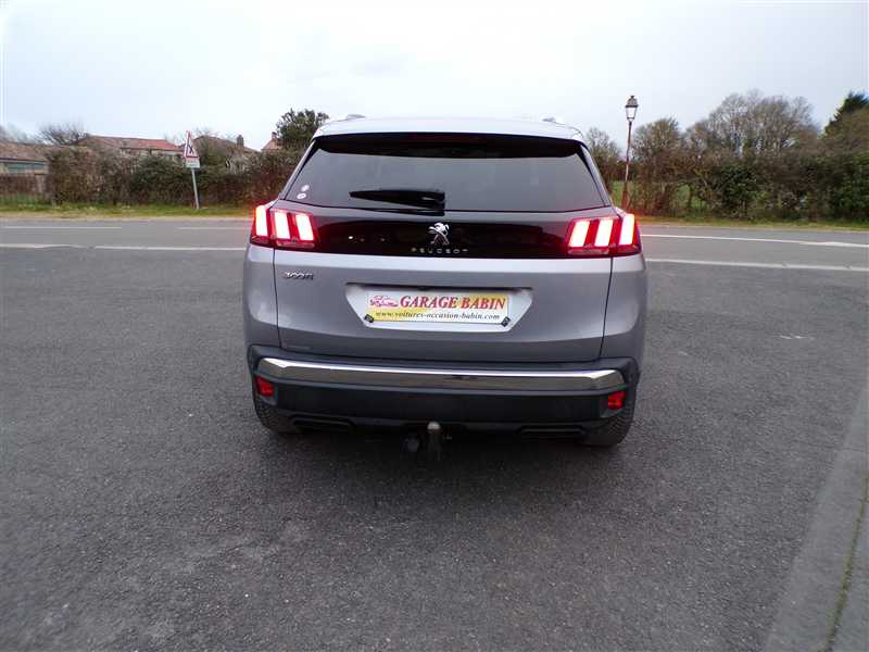 Peugeot 3008 II 1.5 BlueHDi 130 S&S ALLURE
