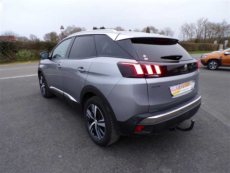 Peugeot 3008 II 1.5 BlueHDi 130 S&S ALLURE