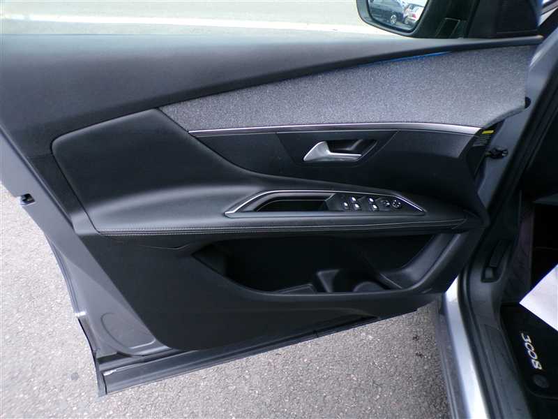 Peugeot 3008 II 1.5 BlueHDi 130 S&S ALLURE