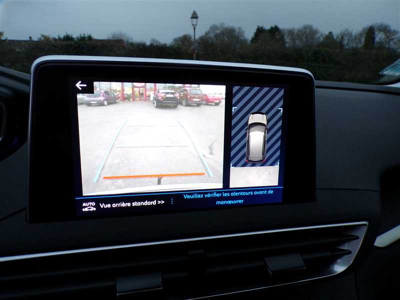 Peugeot 3008 II 1.5 BlueHDi 130 S&S ALLURE