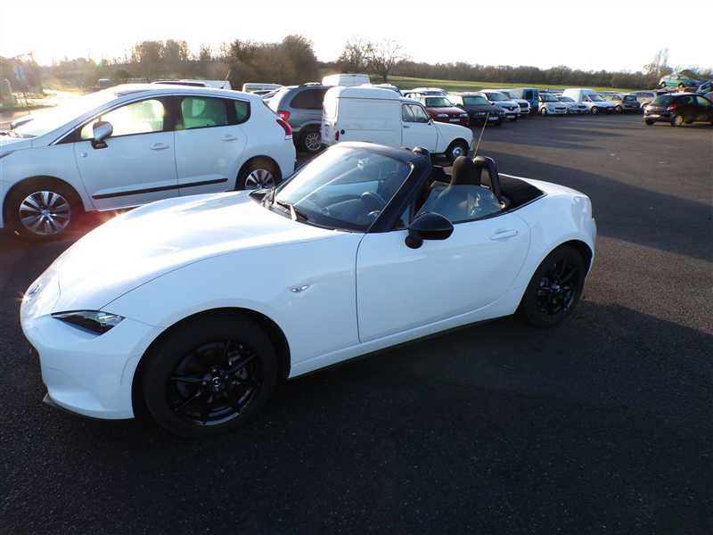 Mazda MX-5 MX5 IV 1.5i Skyactiv-G 132 PRIME LINE