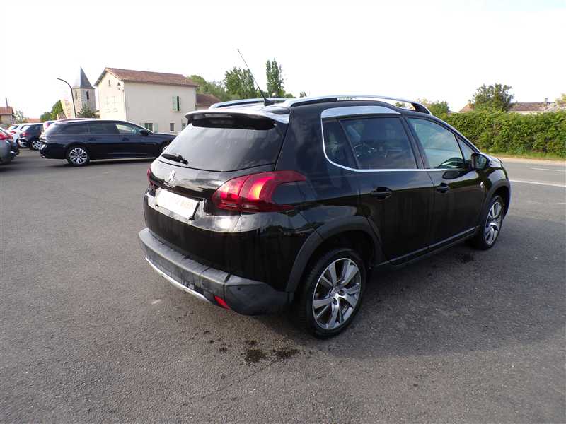 Peugeot 2008 1.6 BlueHDi 100 CROSSWAY