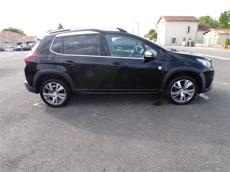 Peugeot 2008 1.6 BlueHDi 100 CROSSWAY