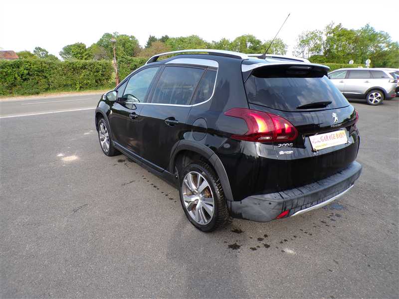 Peugeot 2008 1.6 BlueHDi 100 CROSSWAY