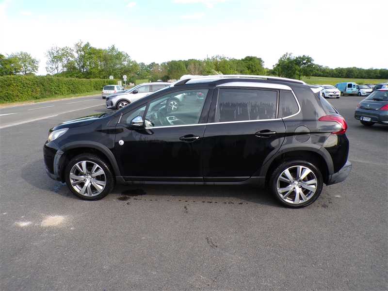 Peugeot 2008 1.6 BlueHDi 100 CROSSWAY
