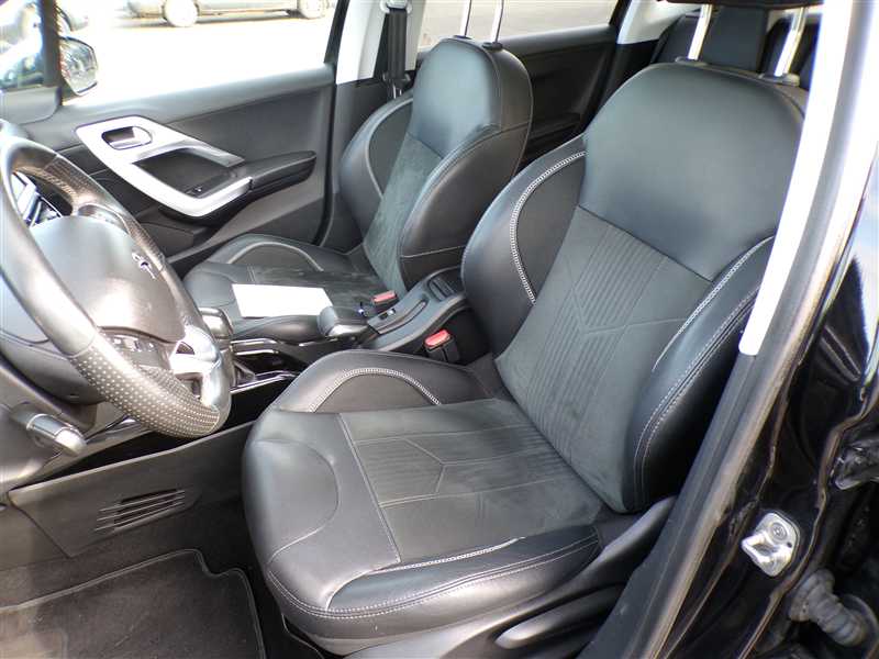 Peugeot 2008 1.6 BlueHDi 100 CROSSWAY