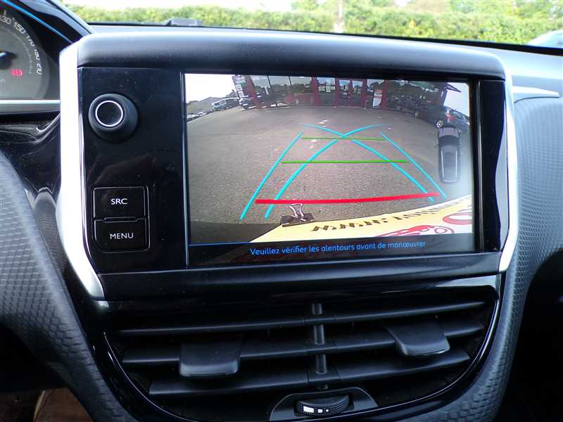 Peugeot 2008 1.6 BlueHDi 100 CROSSWAY