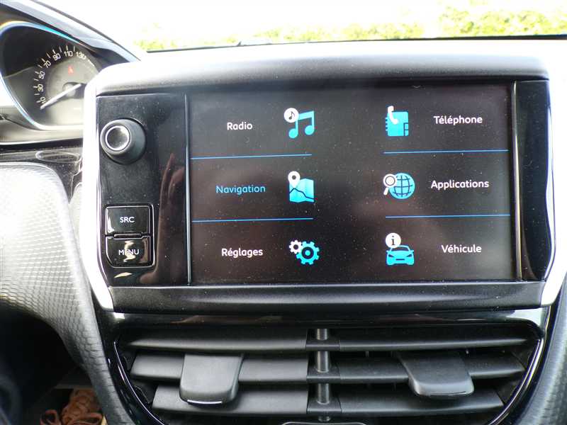 Peugeot 2008 1.6 BlueHDi 100 CROSSWAY