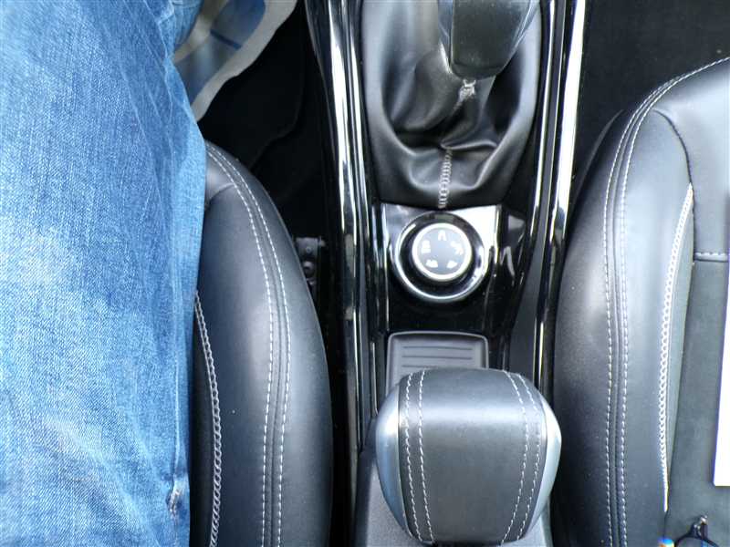 Peugeot 2008 1.6 BlueHDi 100 CROSSWAY