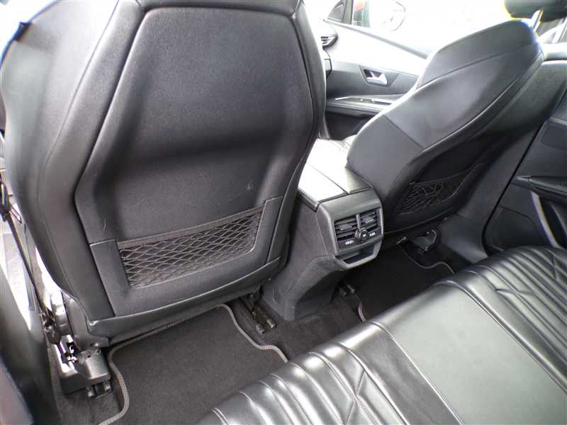 Peugeot 3008 II 1.5 BLUEHDI 130 EAT8 ALLURE BUSINESS