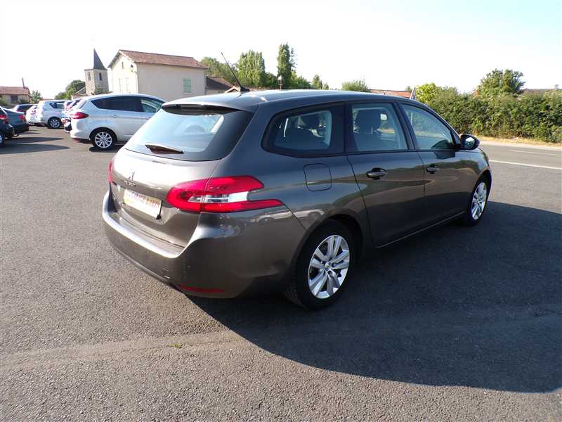 Peugeot 308 II SW 1.5 BlueHDi 130 S&S Active Business
