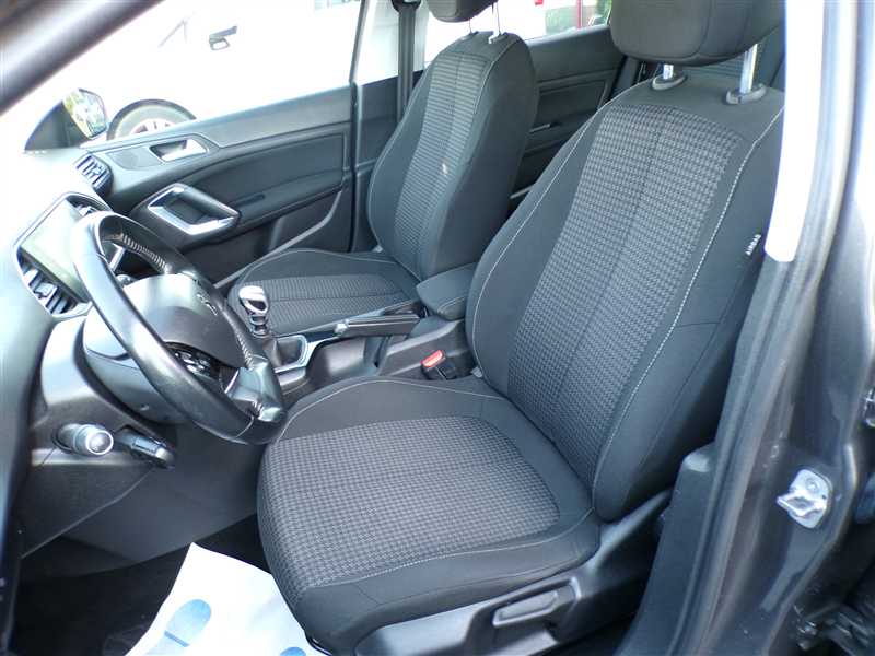 Peugeot 308 II SW 1.5 BlueHDi 130 S&S Active Business