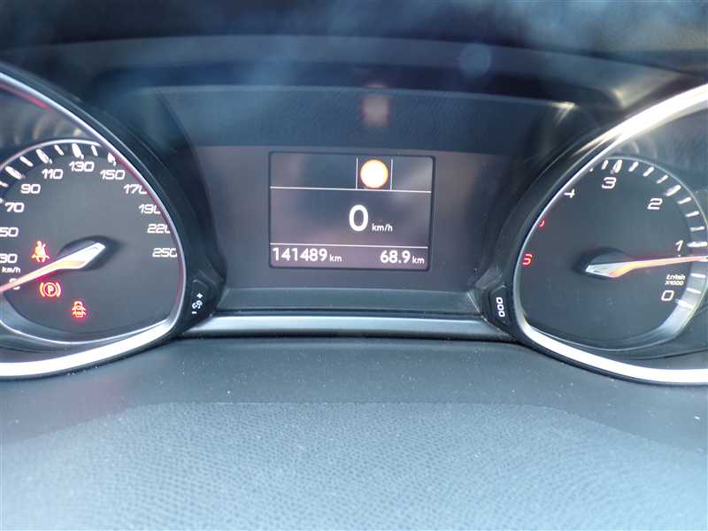 Peugeot 308 II SW 1.5 BlueHDi 130 S&S Active Business