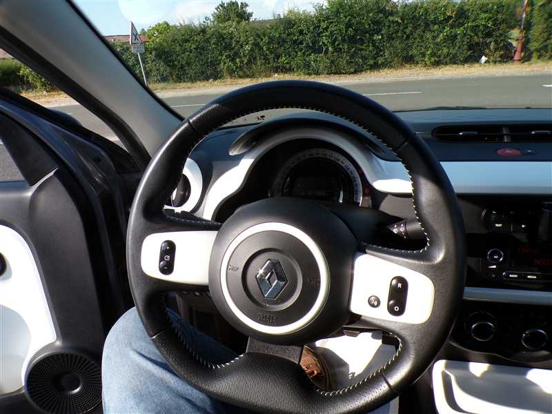 Renault Twingo III 0.9i TCe 90 ENERGY INTENS
