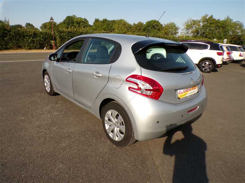 Peugeot 208 1.2E VTI 82 CH ETG5 ACTIVE