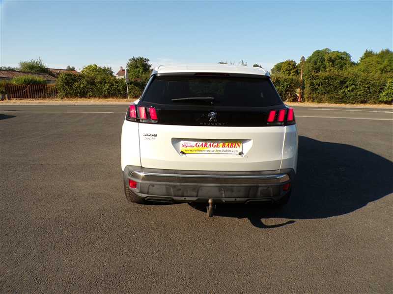 Peugeot 3008 II 1.5 BlueHDi 130 S&S ALLURE